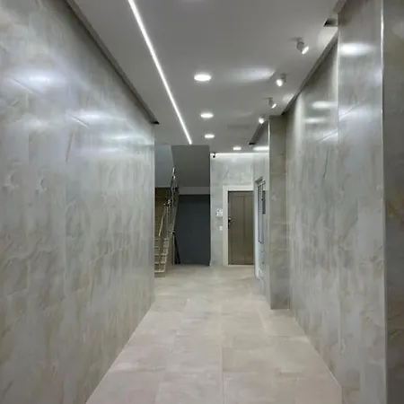 Luxury Next To Us Embassy Apartment *